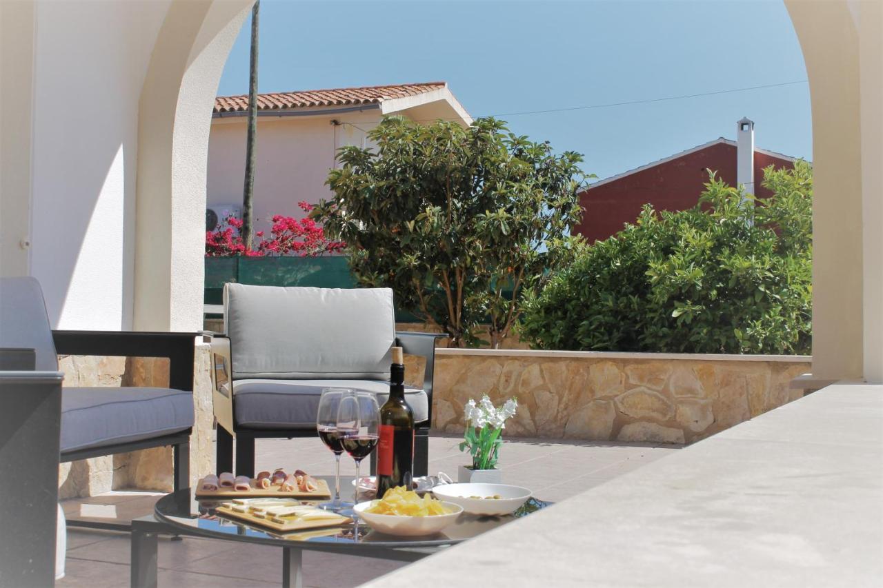 Villa Mimoses Plamanyola Екстериор снимка